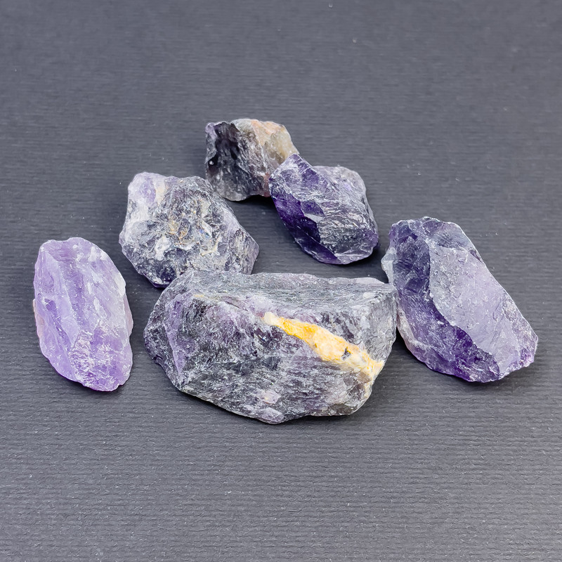 Natural Amethyst Stone — Unprocessed Rough Nuggets Without Hole, 25–38×20–22 mm (+/-) (per 100 g +/-)