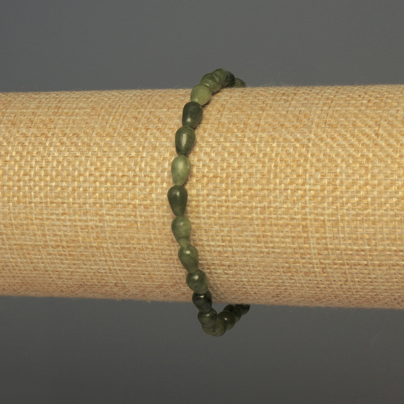 Браслет Жадеїт крапля, діаметр 7х4мм+-, довжина 18см+- стрейч