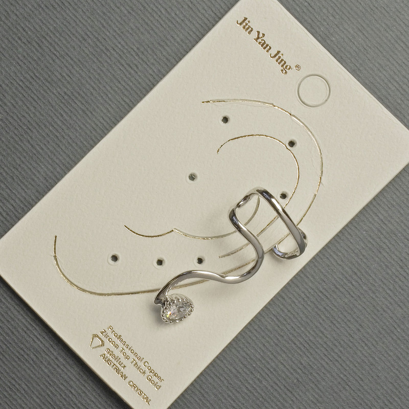 Ear cuff in silver-tone metal with white crystal, 16x28mm