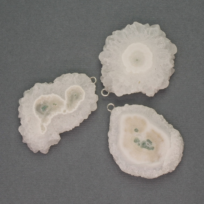 Agate Druzy Slice Pendant, 29x34 mm, length 37 mm, silver-tone metal, assorted