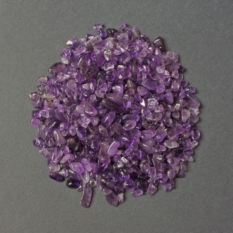 Natural Amethyst Chip Undrilled 5–11×4 mm ± (per 100 g)