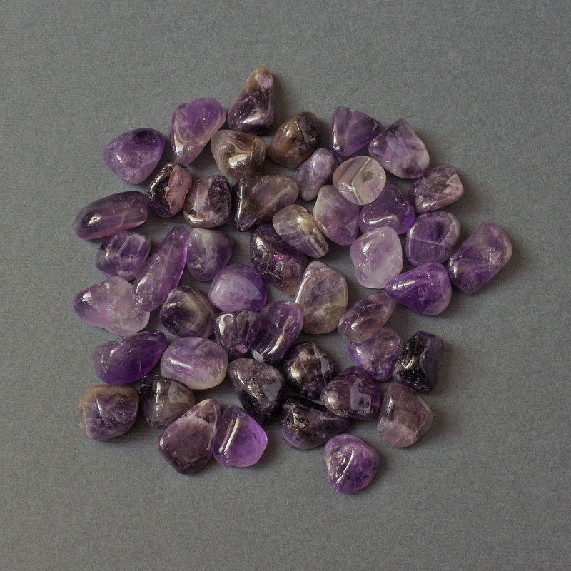Natural Amethyst Stone — Faceted Nuggets, Undrilled, 14-18×12-15 mm ± (per 100 g ±)