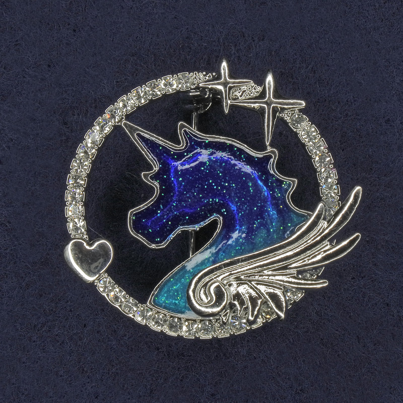 Unicorn Brooch with White Crystals, Enamel, Silver-Toned Metal 30×32 mm+