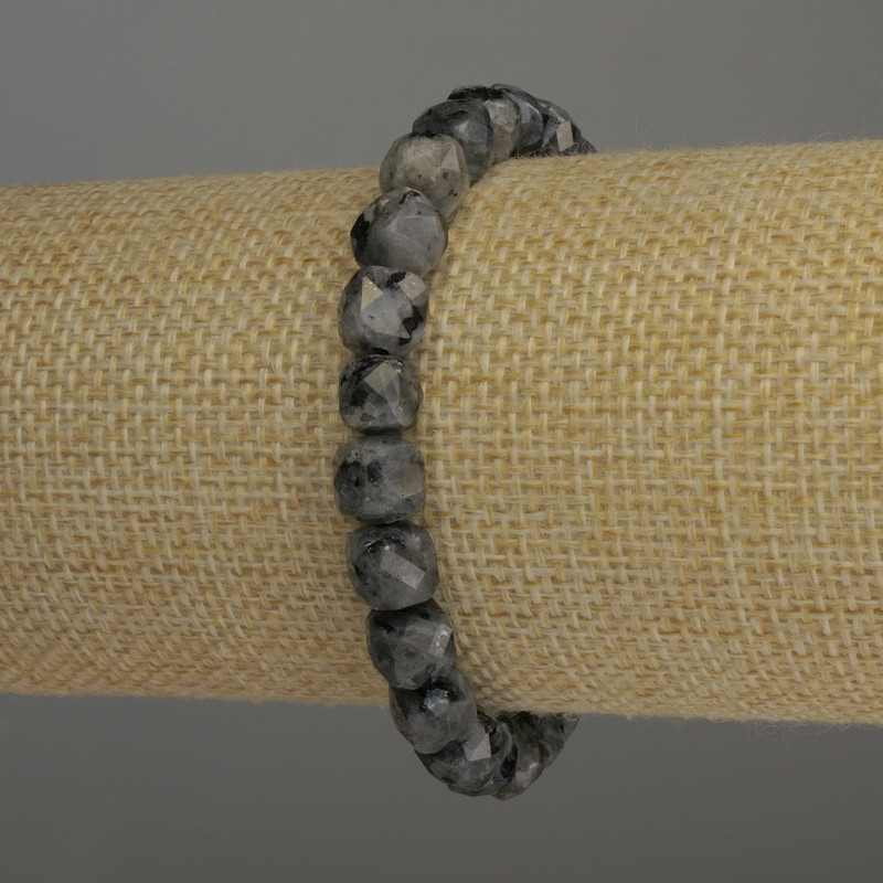 Laurvikite Bracelet with Faceted Cubes, approx. 7 mm each, 18 cm length (stretch)