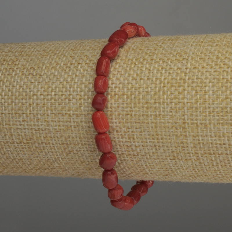 Tumbled Coral Bracelet, bead diameter 6–7×5 mm, length 18 cm, stretch