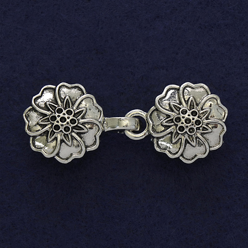 Silver Cardigan Clasp Brooch