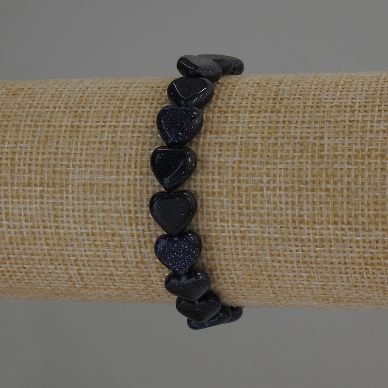 Aventurine Bracelet 'Night of Cairo' Heart-shaped, 10x10 mm, 18 cm stretch