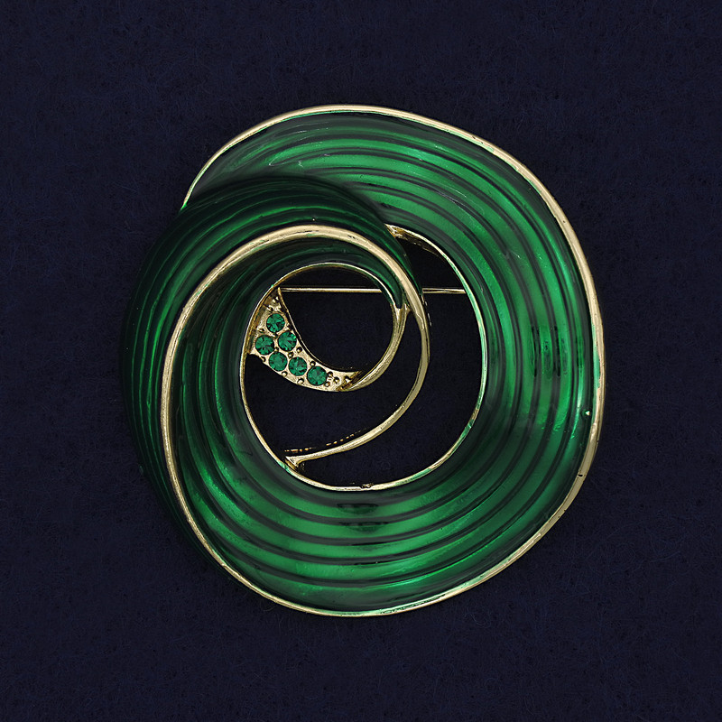 Accent Brooch with Green Enamel, Green Crystals, and Golden Metal 48x45 mm+