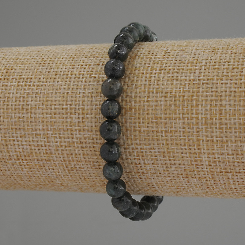 Браслет Смарагдовий Фуксит (Мусковіт) гладка кулька, діаметр 6, 5 мм+-, довжина 18см стрейч