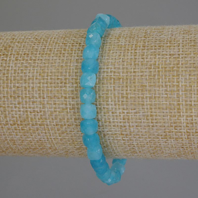 Faceted Aquamarine Cube Bracelet, 5.5 mm cubes, 18 cm, stretch