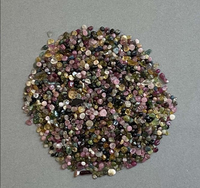 Natural Tourmaline Chips, Undrilled, 2.5×2–3 mm (per 100 g)