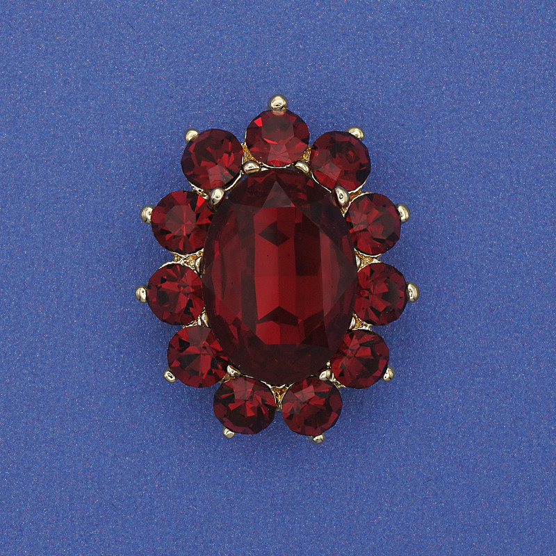 Accent Brooch with Red Crystal and Rhinestones, Golden Metal, 30x24mm+