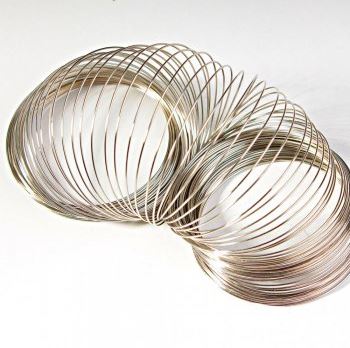 Memory wire, thickness 0.8 mm, coil diameter 10 cm (+/-)