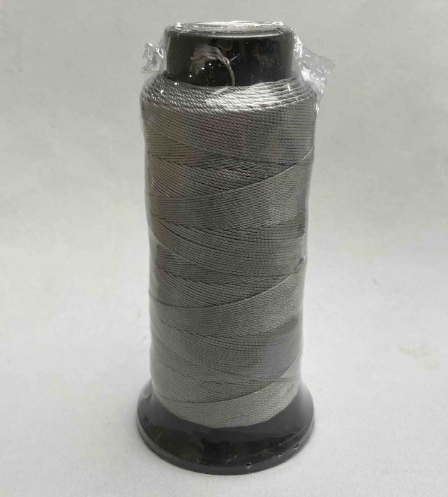 Gray nylon bobbin thread, 0.6 mm diameter, 300 m for crafts
