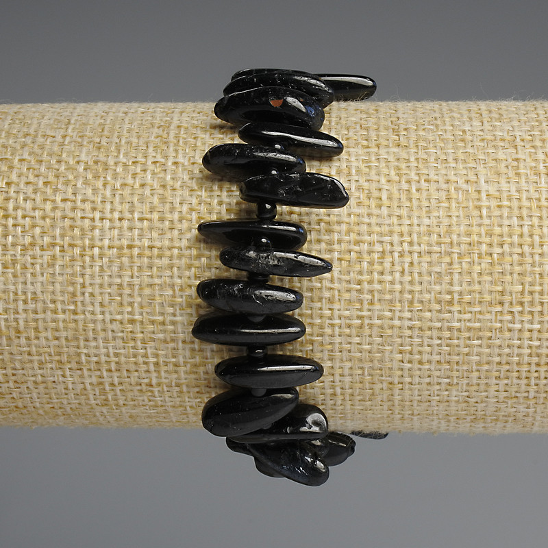 Agate chip-needle bracelet, 15–28 × 3–4 mm diameter, 3 mm seed beads, length 18 cm, stretch