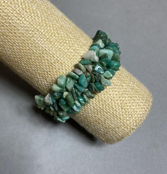 Amazonite bracelet "stone chips" on elastic 7-10(±)mm circumference 18cm+