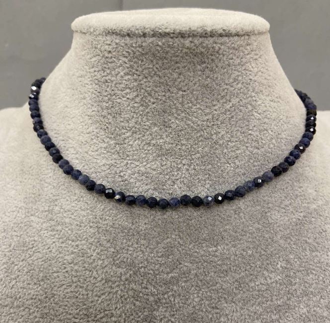 Sapphire Choker, Faceted Bead, 4 mm Diameter, 34 cm Length with 5 cm Extender Chain