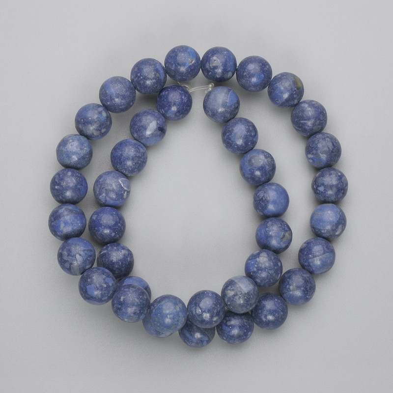 Sponge Coral Beads, Smooth Spheres, 10.5 mm Diameter, 39 cm Length on Thread