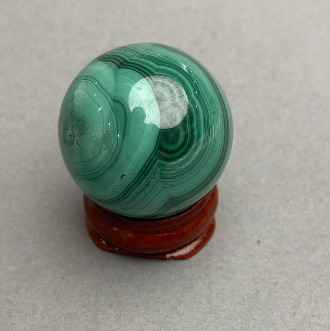 Malachite souvenir sphere, diameter 29 mm, weight 49 g