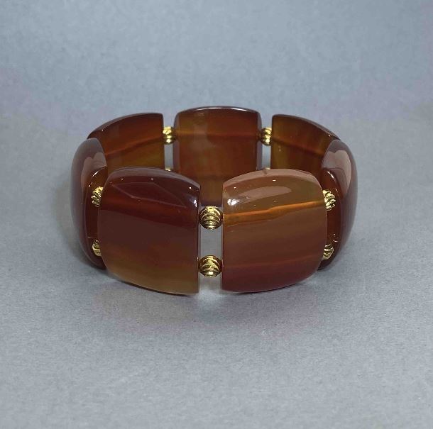 Carnelian bracelet — chain-link, 30x26 mm per link, with metal inserts, length 18 cm, stretch