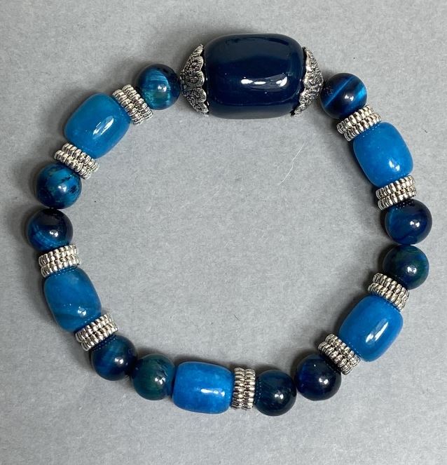 Bracelet with Barrel-Shaped Apatite 11x9 mm, Tiger's Eye Round Beads 8 mm, and Faceted Agate Beads 20x15 mm — 18 cm Stretch