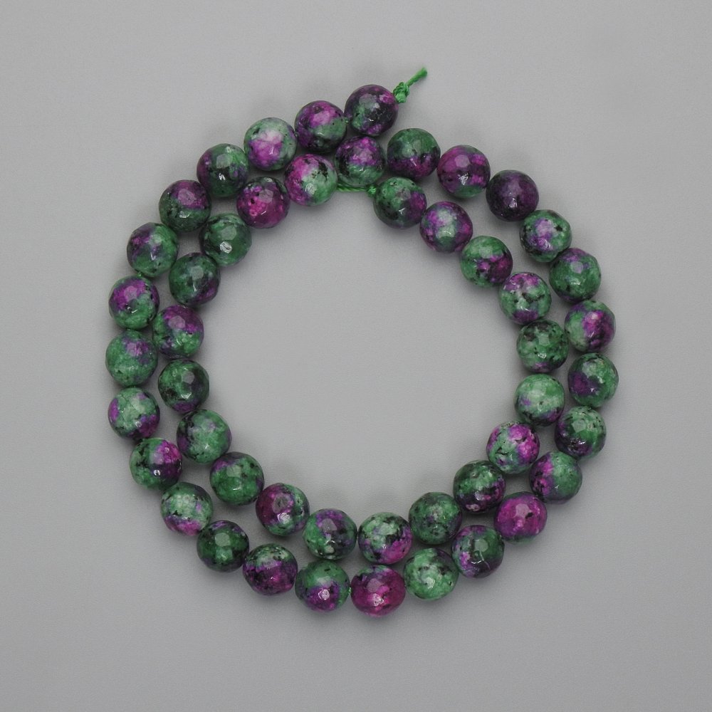 Zoisite Beads, Faceted Round Beads, 8 mm Diameter, approx. 37 cm Long on Thread