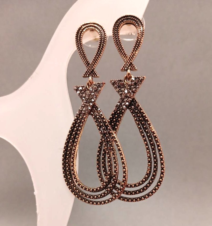 Long evening earrings, length 6.5 cm