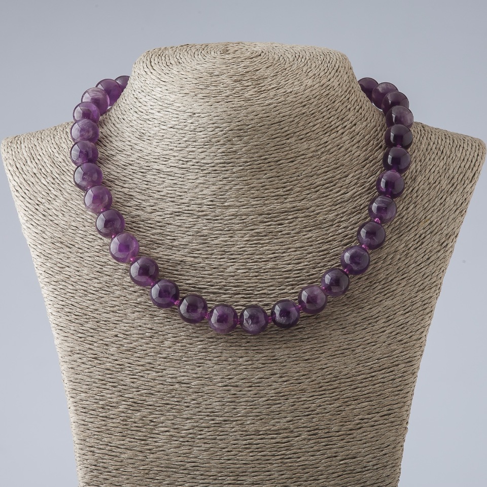Natural Amethyst Bead Necklace, Smooth Round Beads, 12 mm Diameter, 47 cm Length