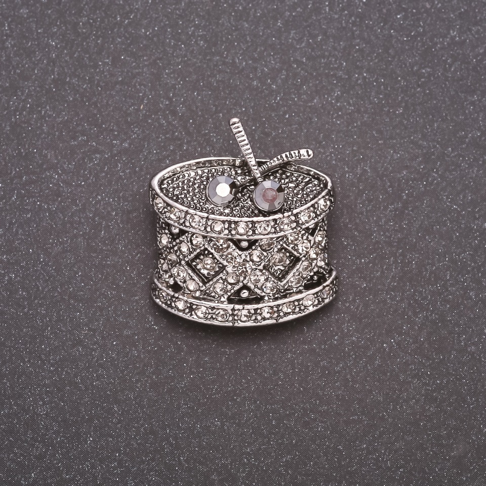 Crystal Drum Brooch in Gray Metal 24×26mm