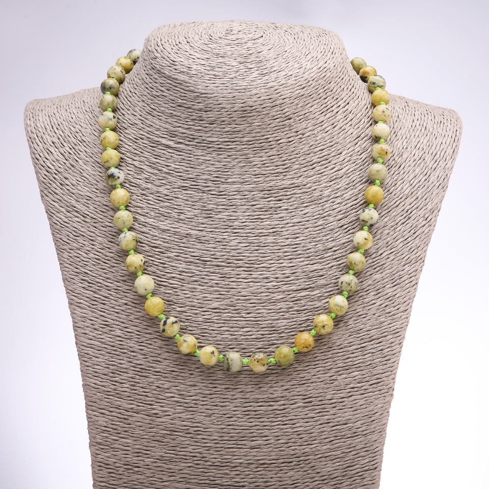 Yellow Turquoise Necklace with Smooth Beads, 8 mm Diameter, 46 cm Length