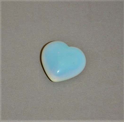 Moonstone Heart-Shaped Souvenir 37x40 mm