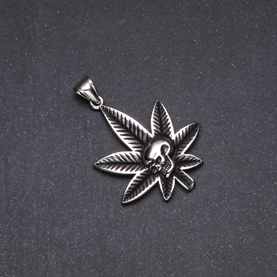 Skull Pendant 46×38 mm