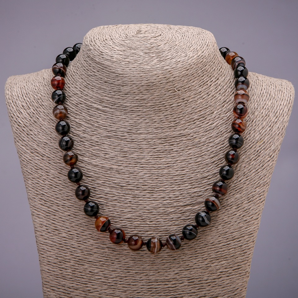 Agate Bead Necklace, smooth beads, 10 mm diameter, 45 cm length