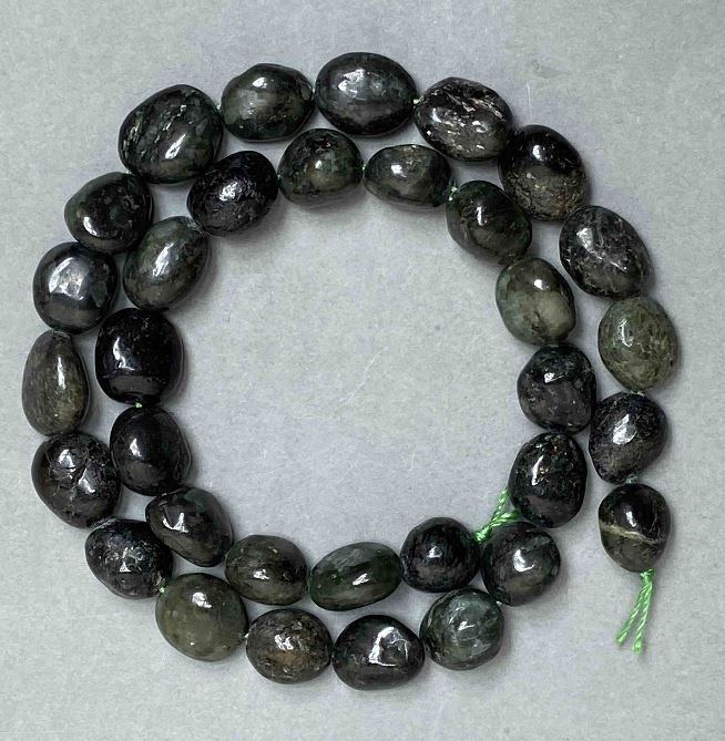 Beads of natural stone Seraphinite, lentil-shaped, diameter 10x12 mm, length 39 cm (+)