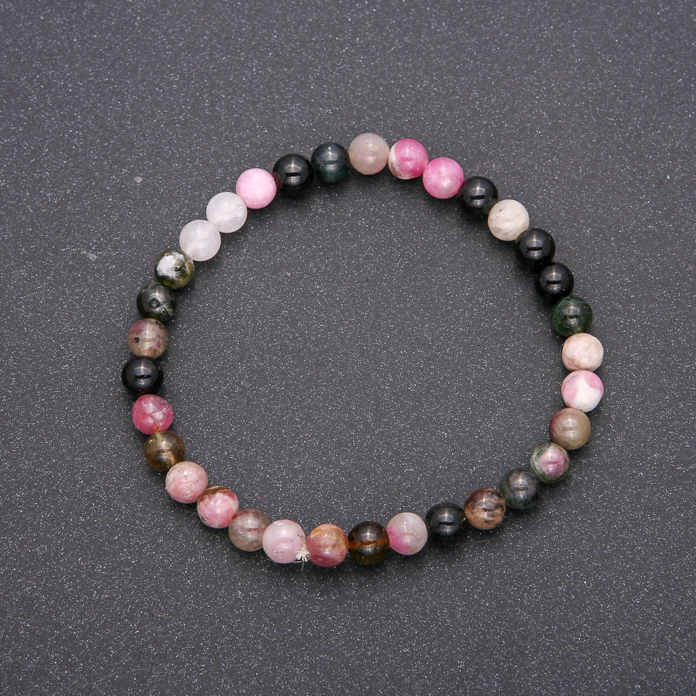 Bracelet with natural tourmaline on elastic cord, smooth beads, diameter 6(±)mm, circumference 18 cm