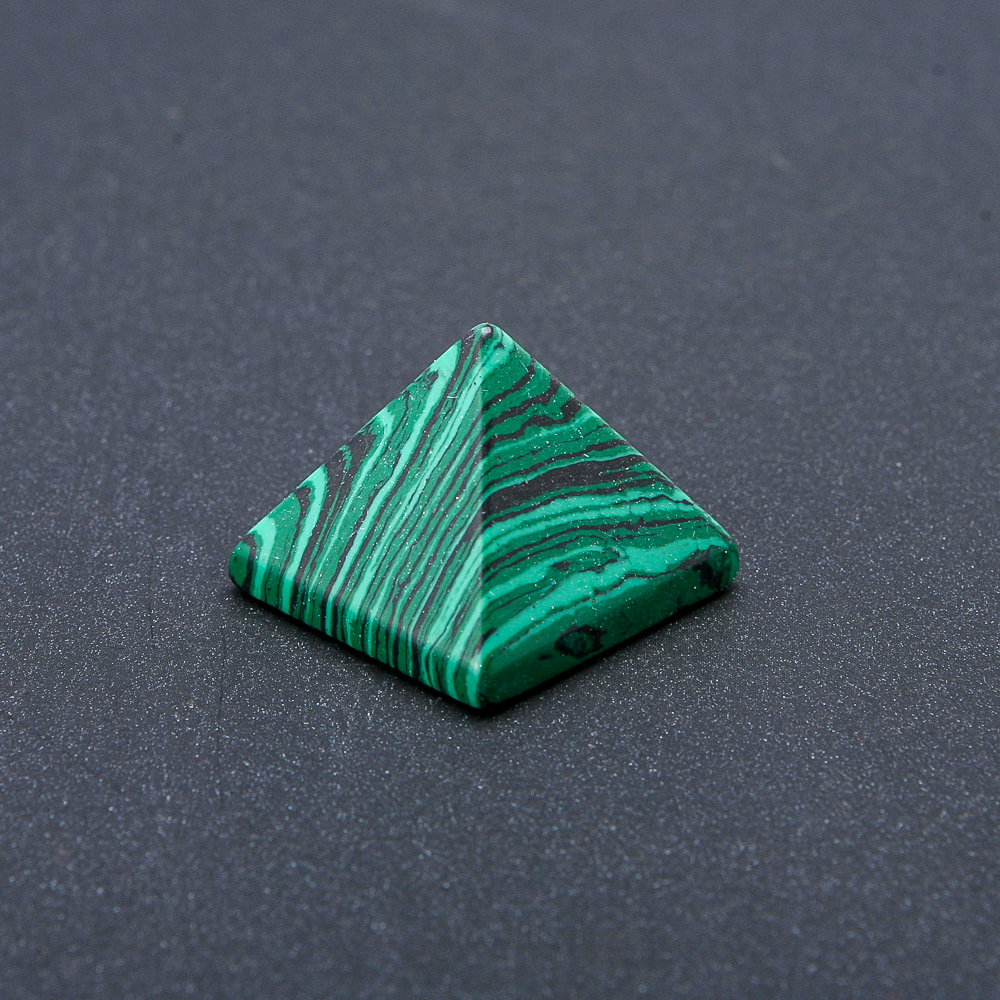 Malachite (pressed) souvenir pyramid, height ±24 mm, length ±29 mm