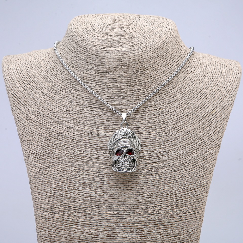 Pendant 'Skull-Captain' 50x22mm on a chain, length 65 cm, silver metal color