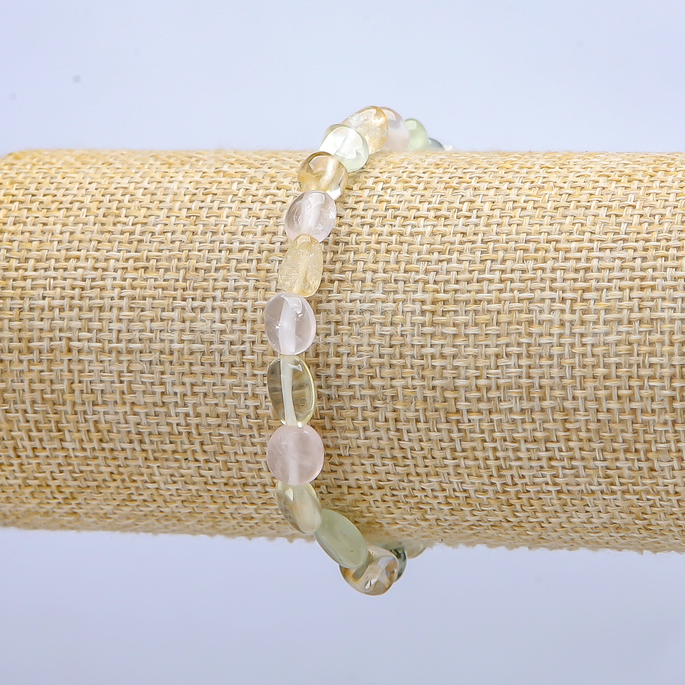 Elastic bracelet with an assortment of tumbled stones, diameter 10×6 mm, length 18 cm