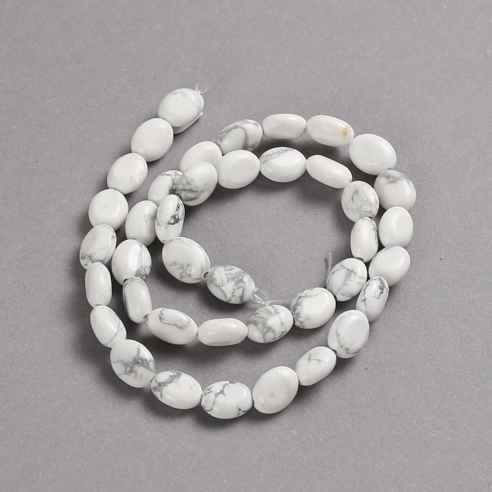Beads on a string of natural chalcedony, smooth oval, diameter 10×8 mm + -, length 39 cm +