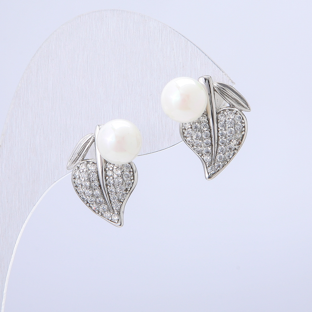 Earrings Xuping Rhodium-plated with White Crystals and Mallorca Pearl Bead, diameter 16x14 mm +