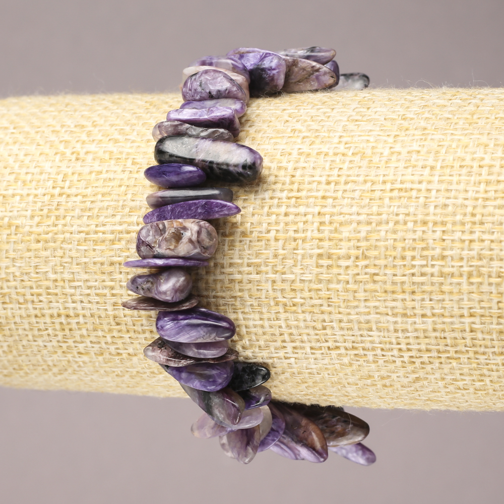 Elastic bracelet with natural charoite chips "Needle", diameter 15×3 mm