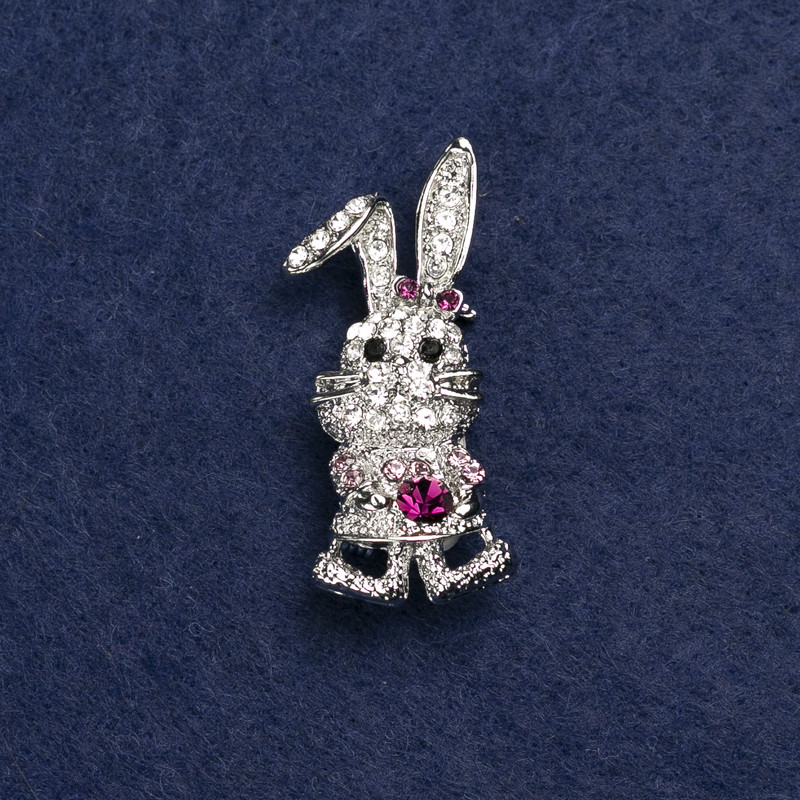 Brooch 'Bunny' silver-toned metal and rhinestones 42x19 mm +