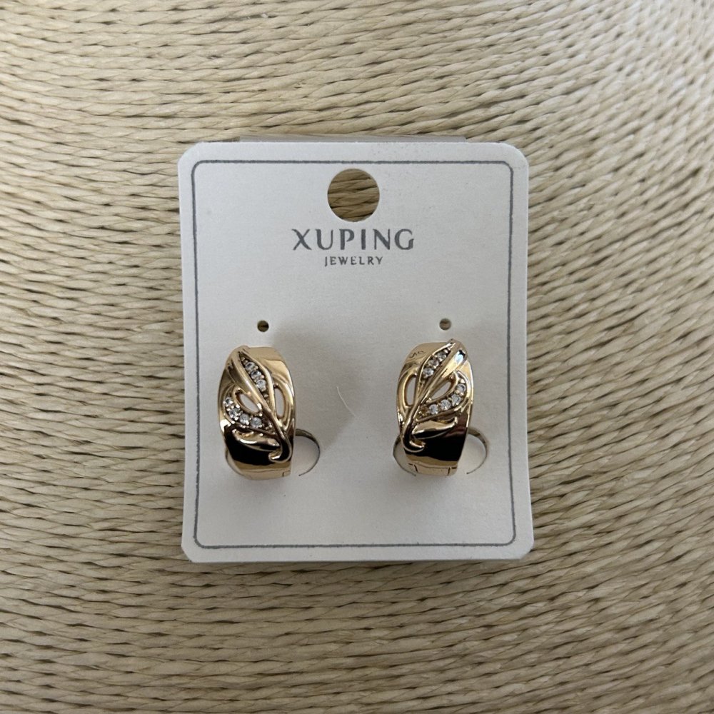 Xuping Earrings with 18K Gold Plating and White Crystals, 15x8 mm diameter