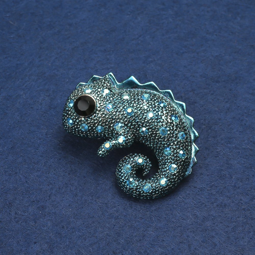 Chameleon Brooch in Gold-tone Metal, Enamel and Petrol Crystals, 42x30mm +