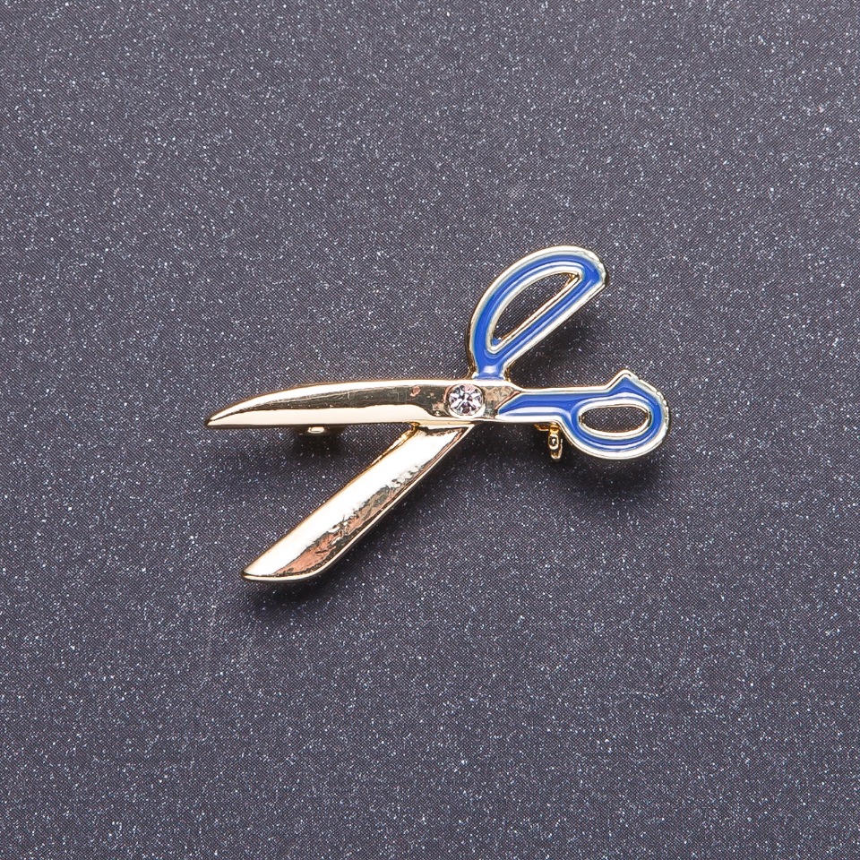 Brooch 'Scissors' blue enamel gold-tone metal 3.5×1.8 cm