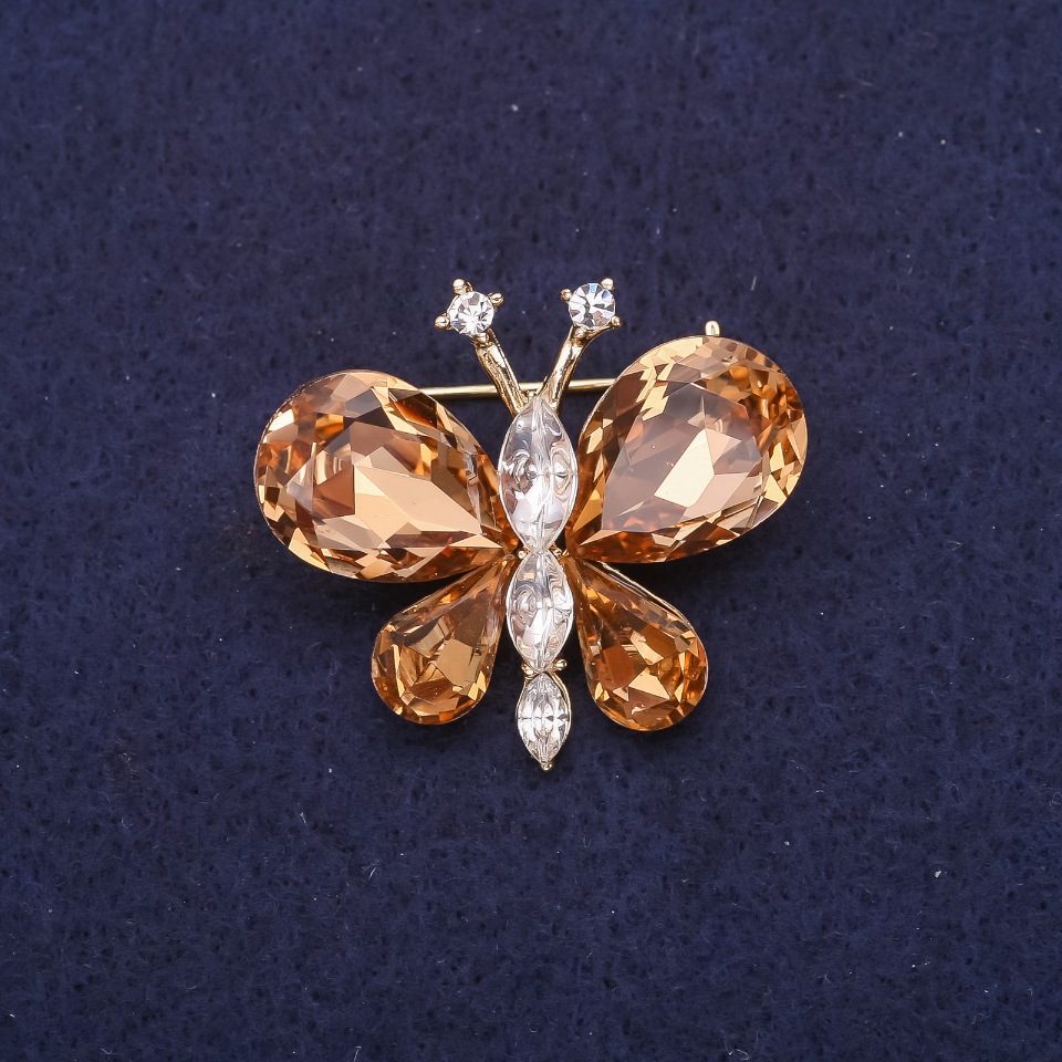 Butterfly Brooch, champagne and white stones, 30×35 mm, yellow metal