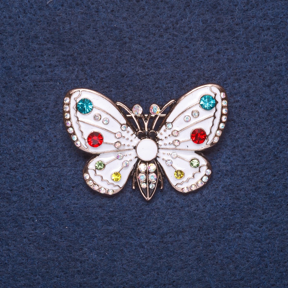 Brooch 'Butterfly' white enamel, gold-tone metal, 4×3 cm