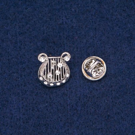 Брошка Ліра з білими стразами, світлий метал 17х15мм +