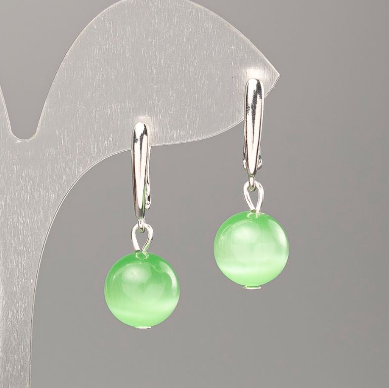Earrings with natural green Cat's Eye stone, diameter 10 mm ±, length 31 mm ±