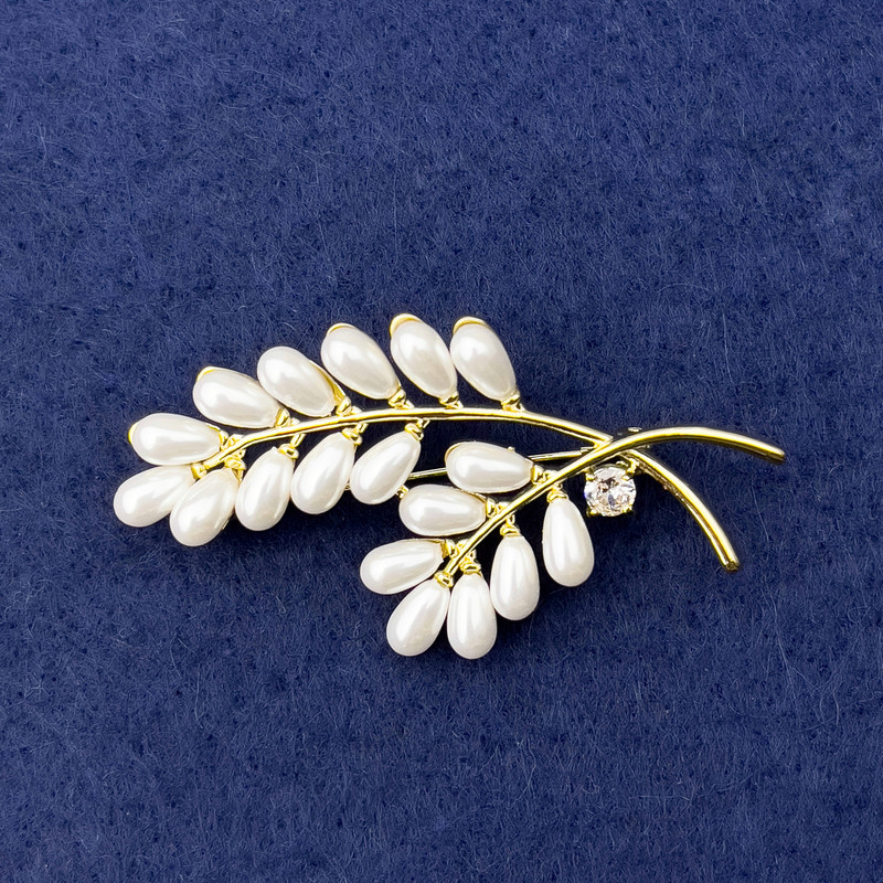 Brooch Sprig with White Pearls, Crystal, Golden Metal, Diameter 57x28 mm+